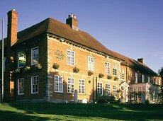 The Macdonald Swan's Nest Hotel Stratford Upon Avon